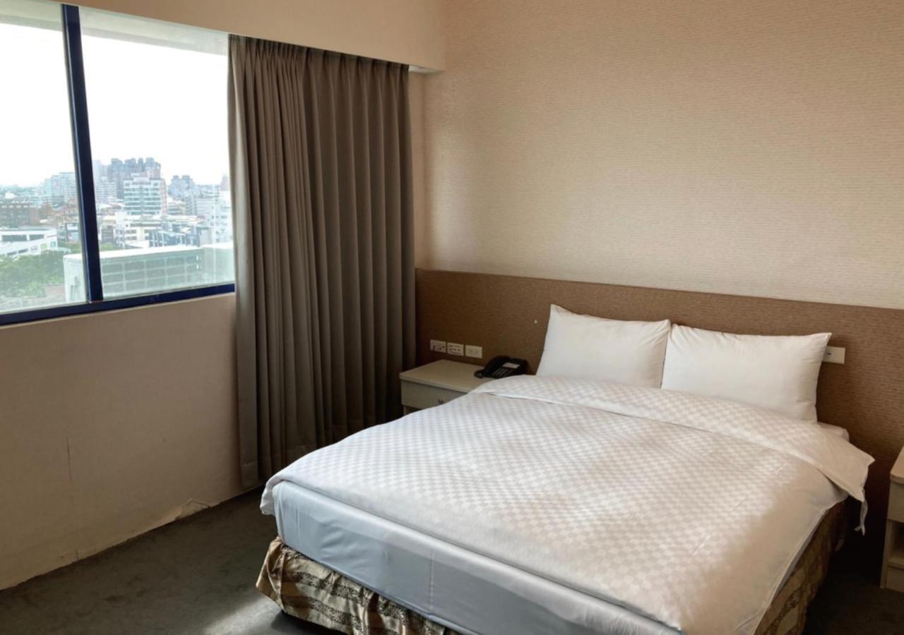 Shun-Yi Business Hotel Τσιάγι Εξωτερικό φωτογραφία