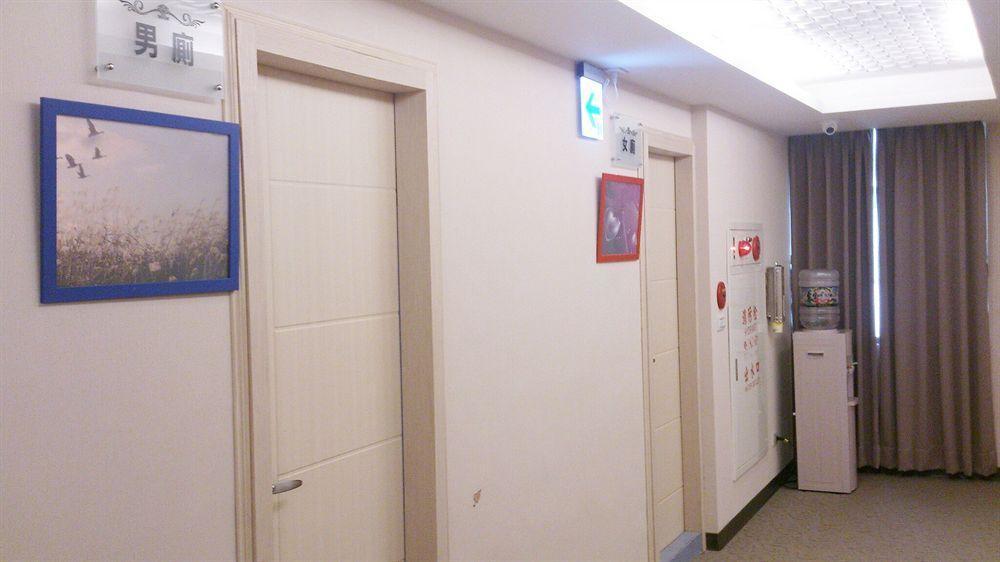 Shun-Yi Business Hotel Τσιάγι Εξωτερικό φωτογραφία