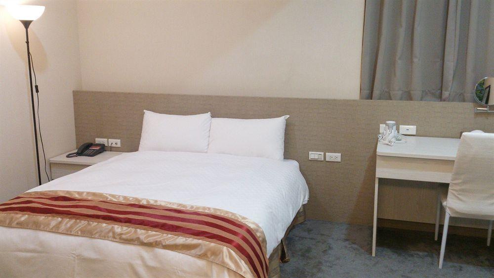 Shun-Yi Business Hotel Τσιάγι Εξωτερικό φωτογραφία