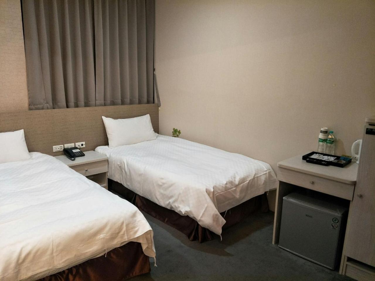 Shun-Yi Business Hotel Τσιάγι Εξωτερικό φωτογραφία