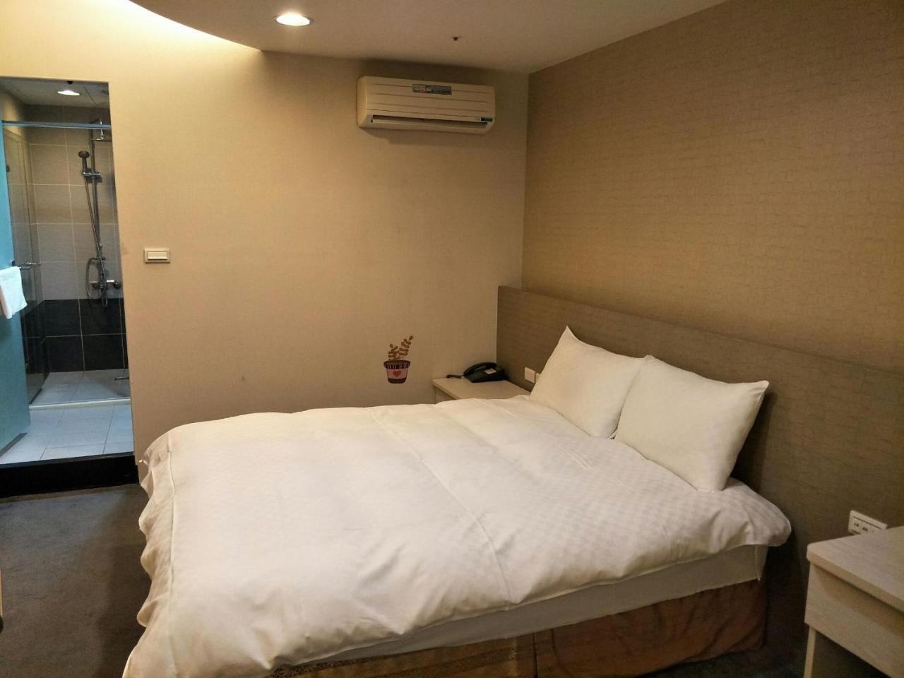 Shun-Yi Business Hotel Τσιάγι Εξωτερικό φωτογραφία